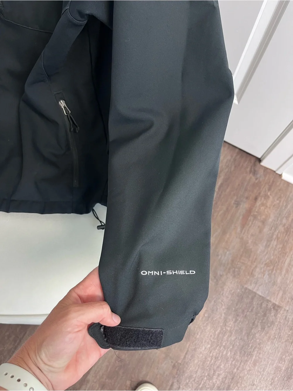 MENS XL Columbia Black Softshell Jacket